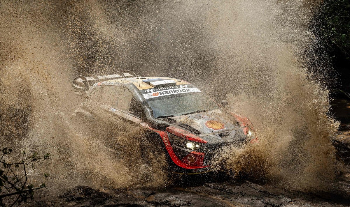 Ott Tänak mudasel katsel